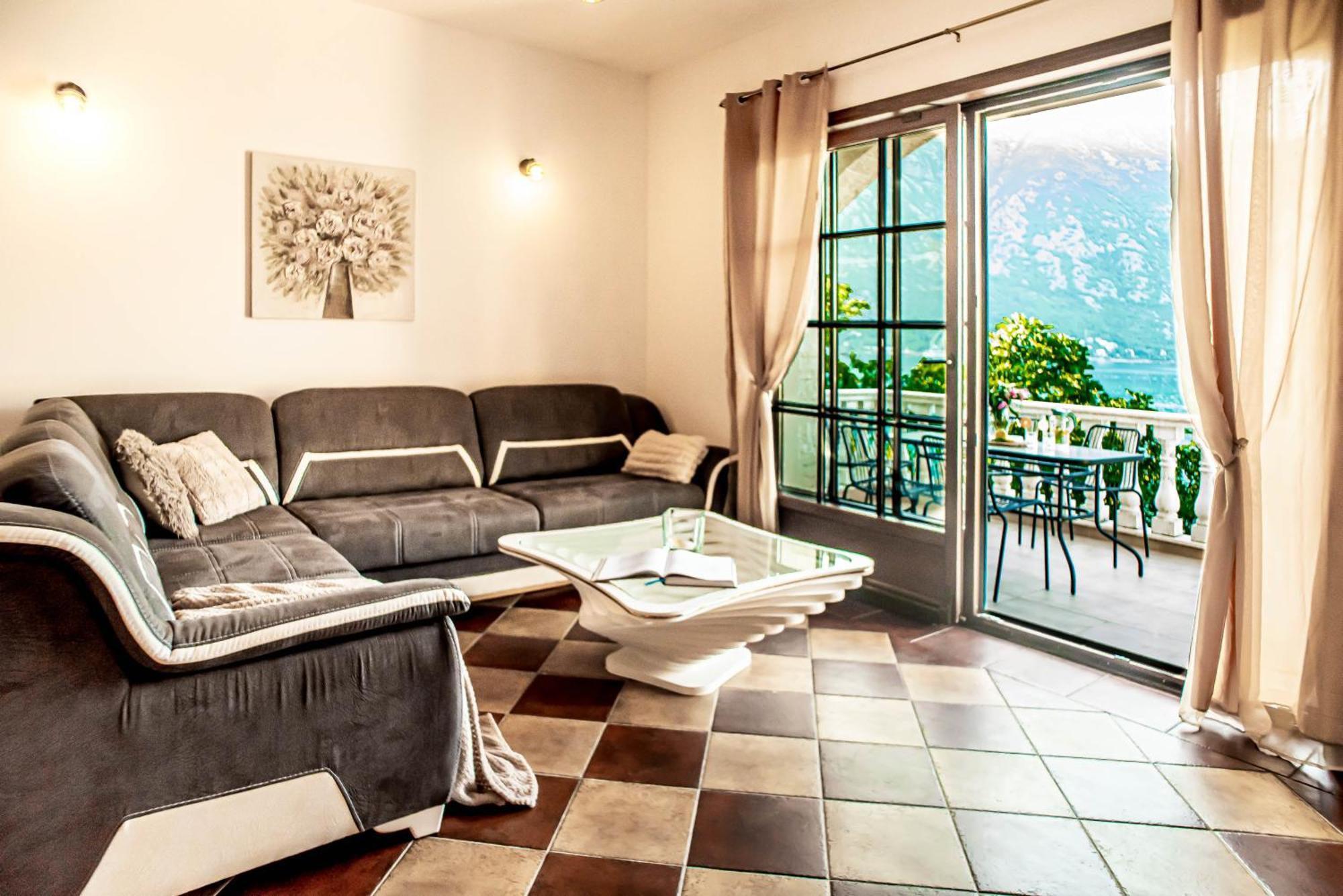Villa Chantal Kotor Exterior photo